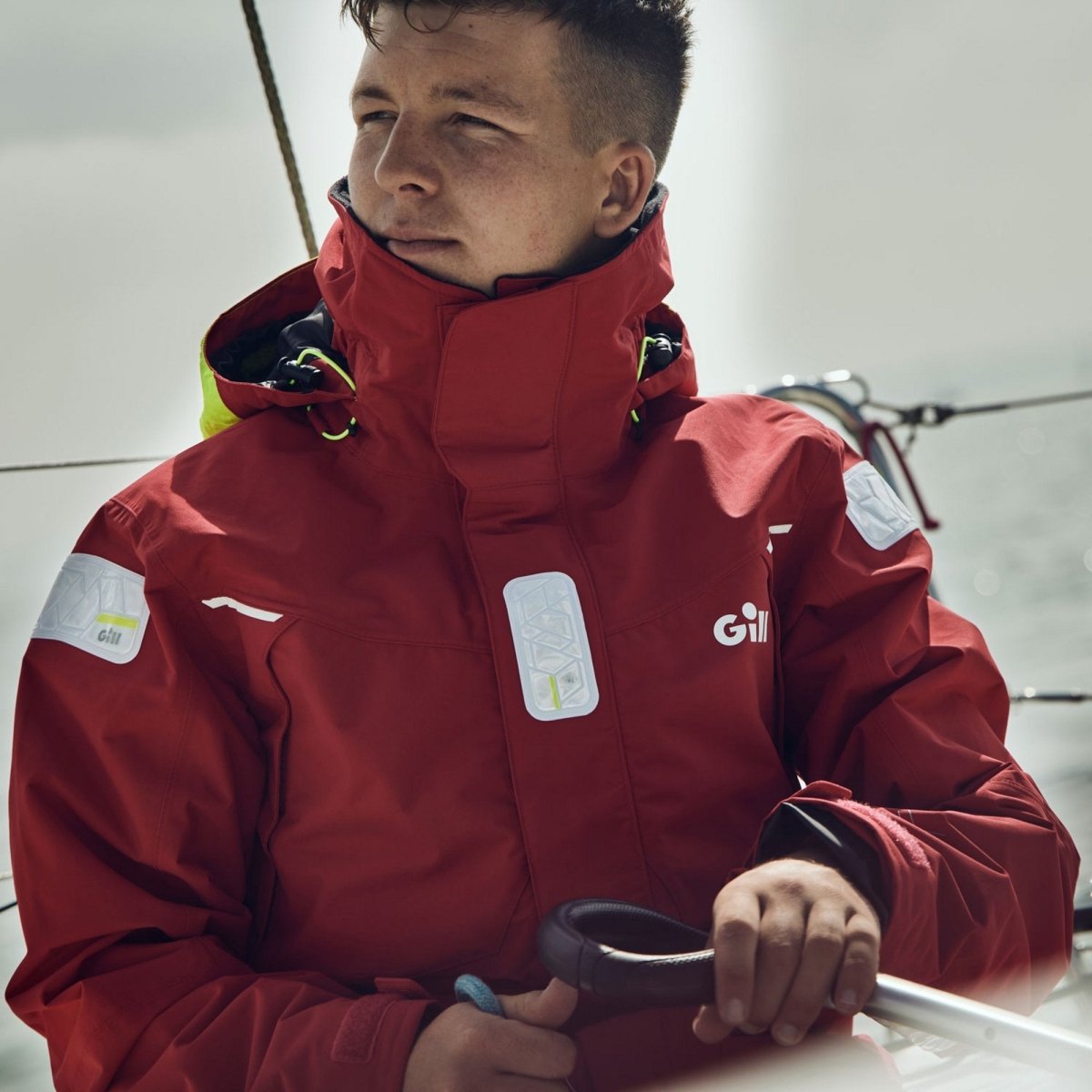 Gill OS2 Offshore Seiljakke herre rød - Marine & Caravan