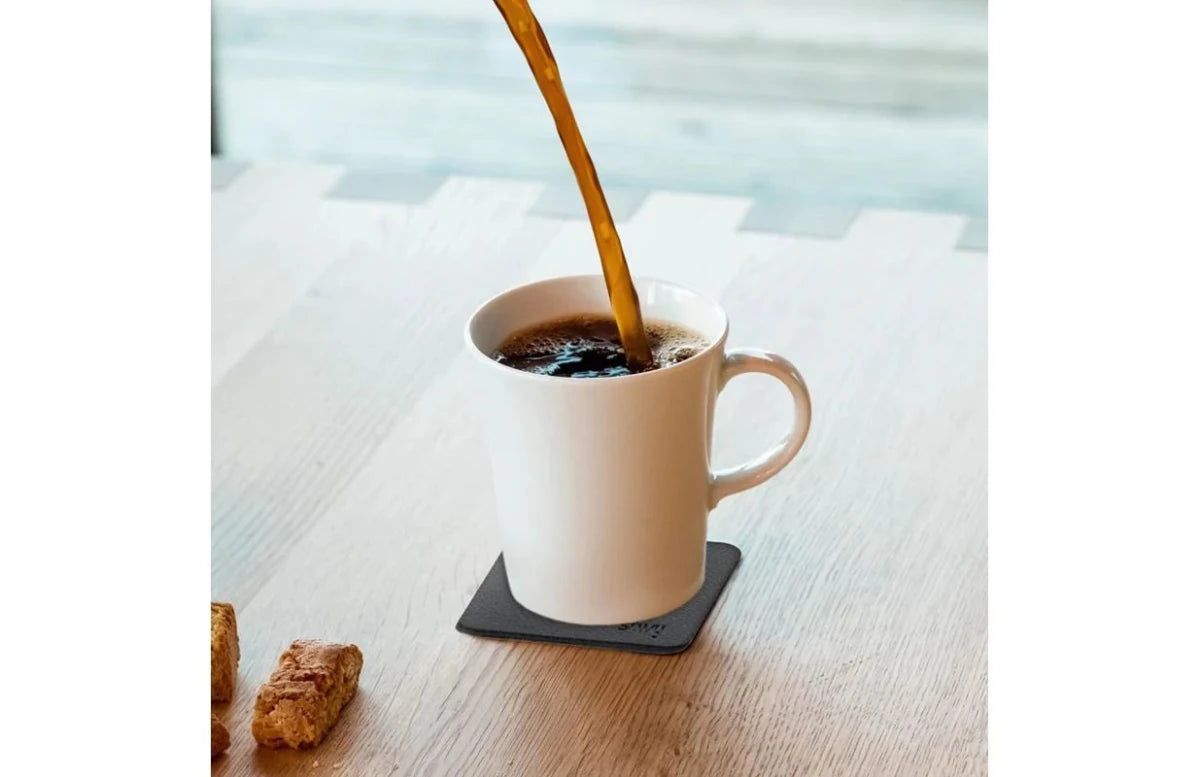 Magnetisk kaffekrus - Porselen 27 cl m/sorte magnetpads pk a 2 stk - Marine & Caravan